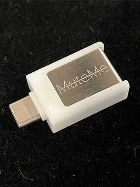 USB-C MuteMeMini Illuminated Physical Mute Button for Zoom, Teams, WebEx & More